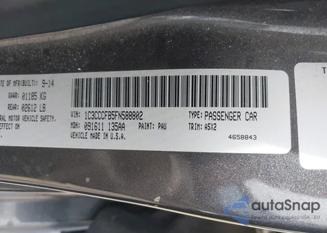 2015 Chrysler 200 Lx z USA, uszkodzony, nr VIN 1C3CCCFB5FN588802